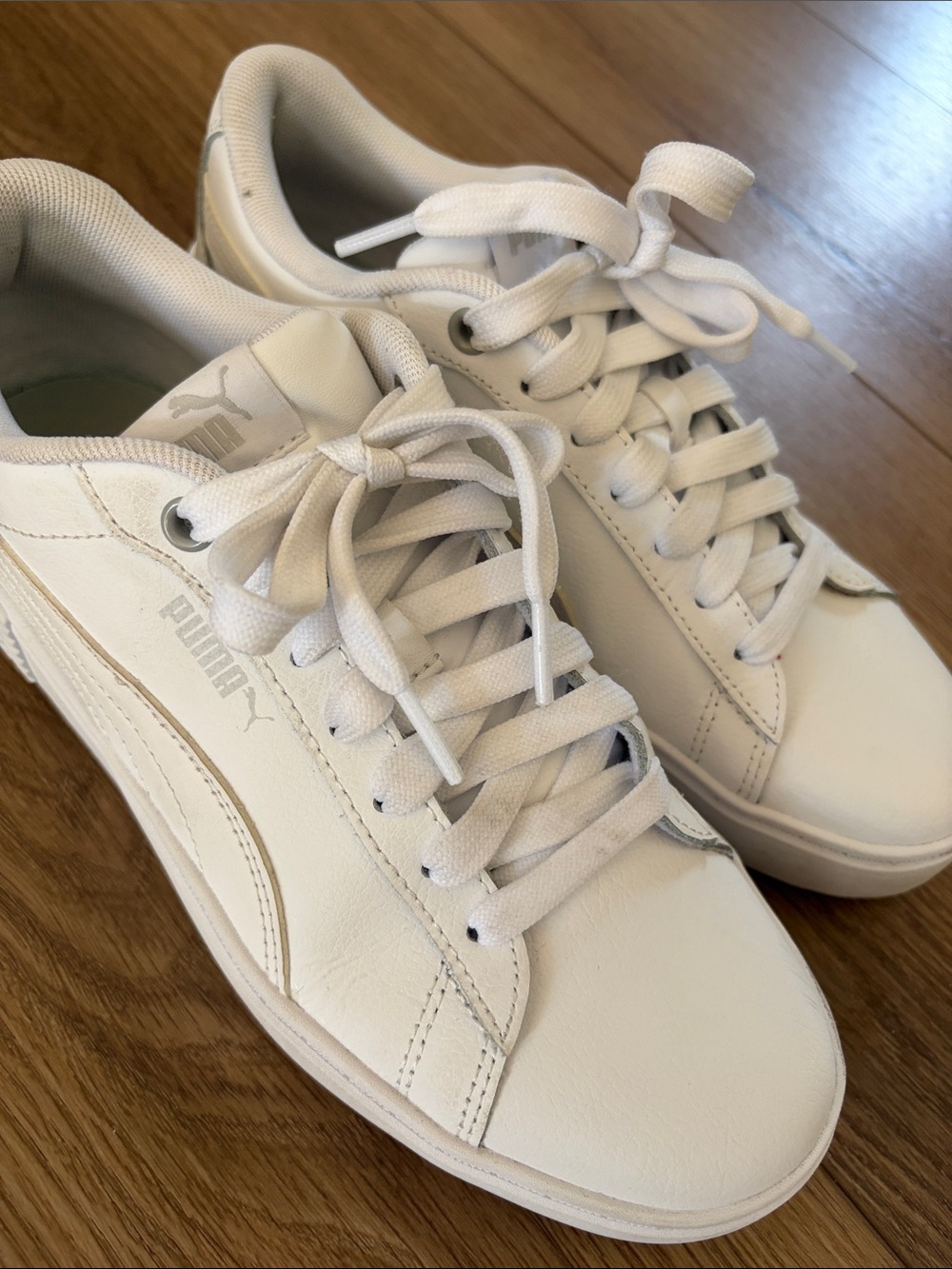 Puma White Low-Top Leather Sneakers - Picture 2 of 8
